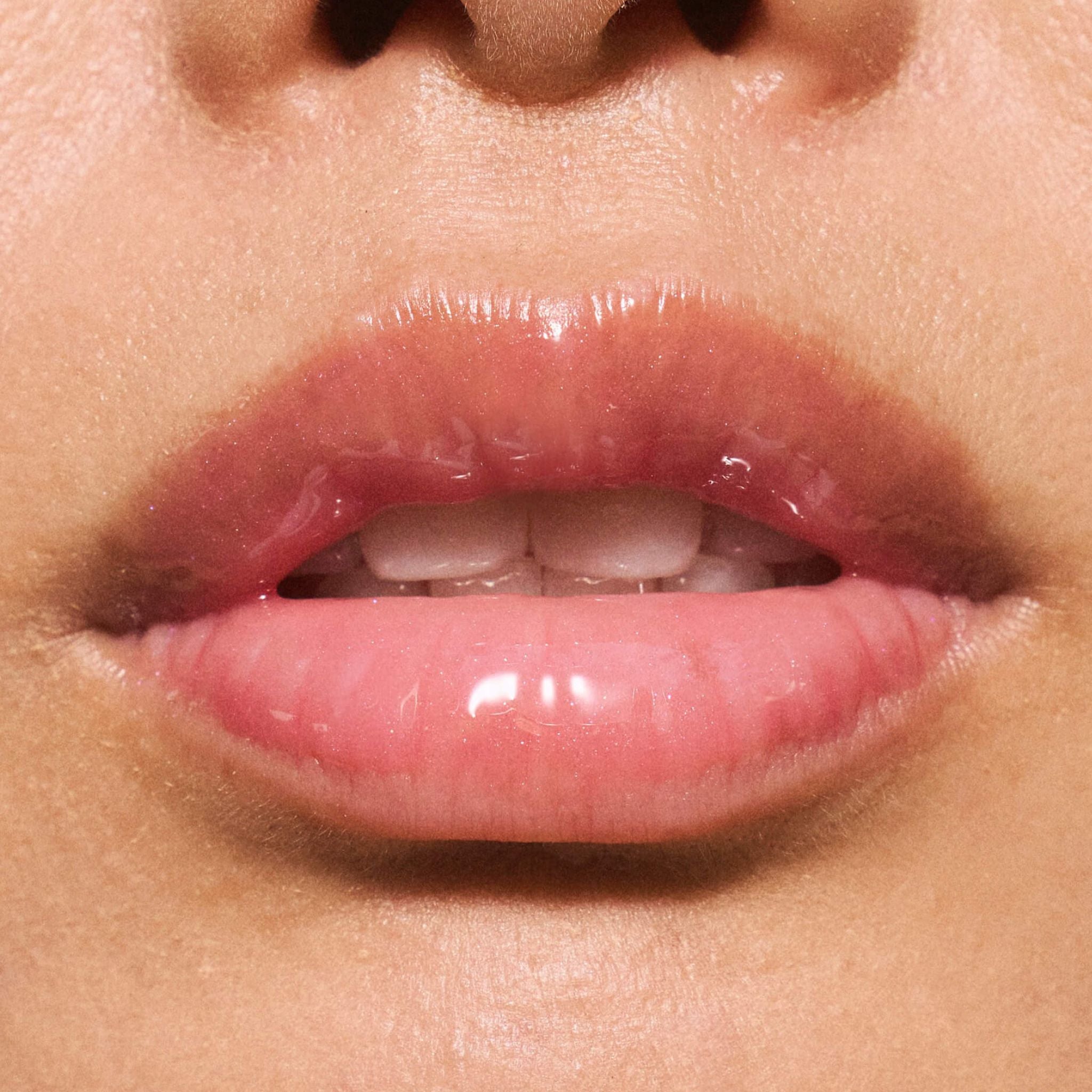 Hydrating Butter Gloss SPF30 Berry Bomb - LALICIOUS